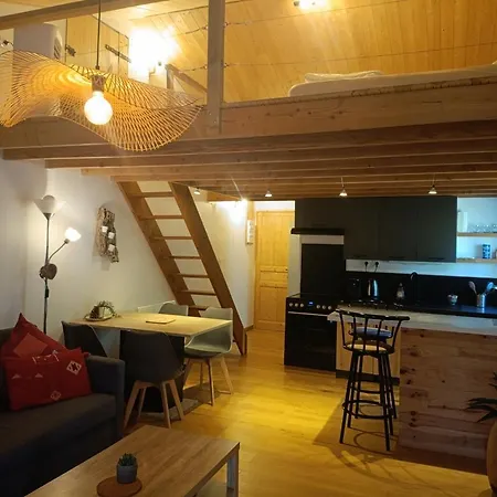 40 M 2 Près St Guilhem Le Désert Et Rivière Apartamento *